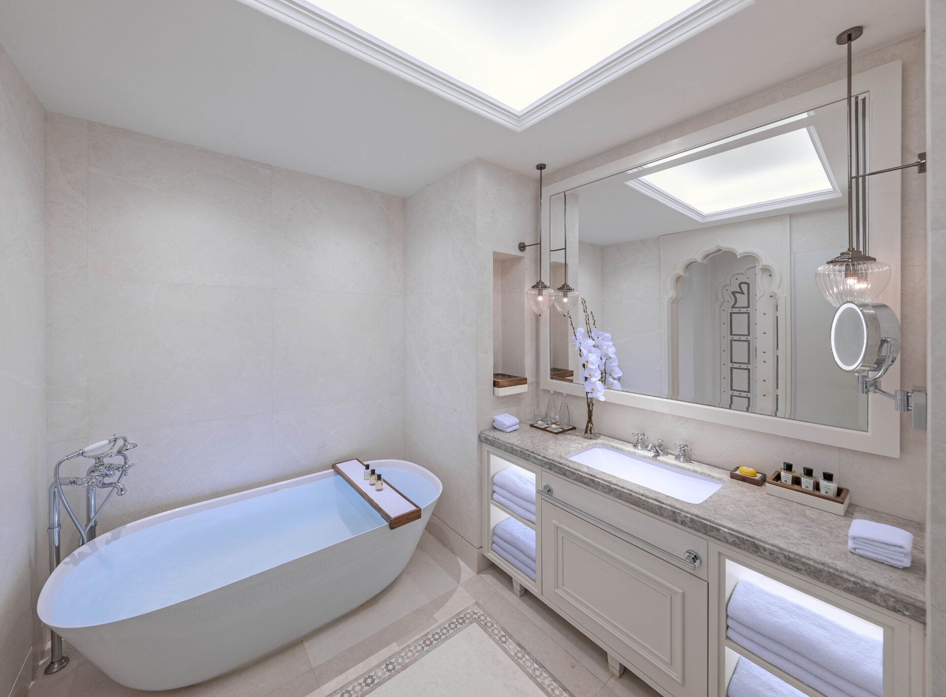 villa bathroom