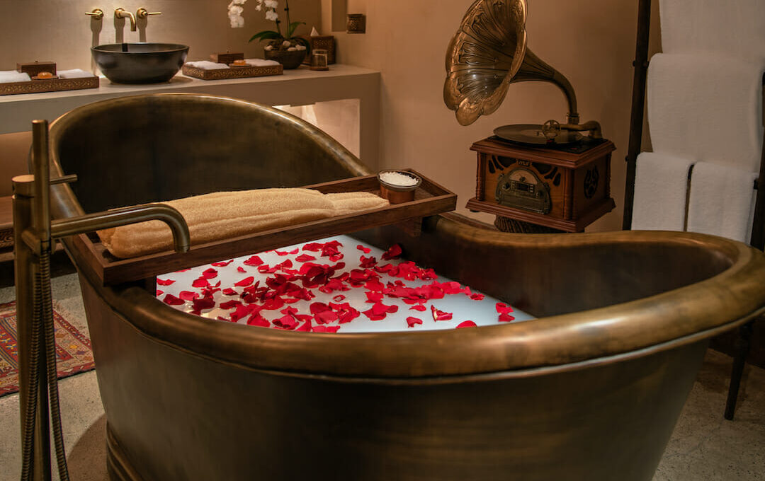 ALB Amenities Bathtub Ceremony 1