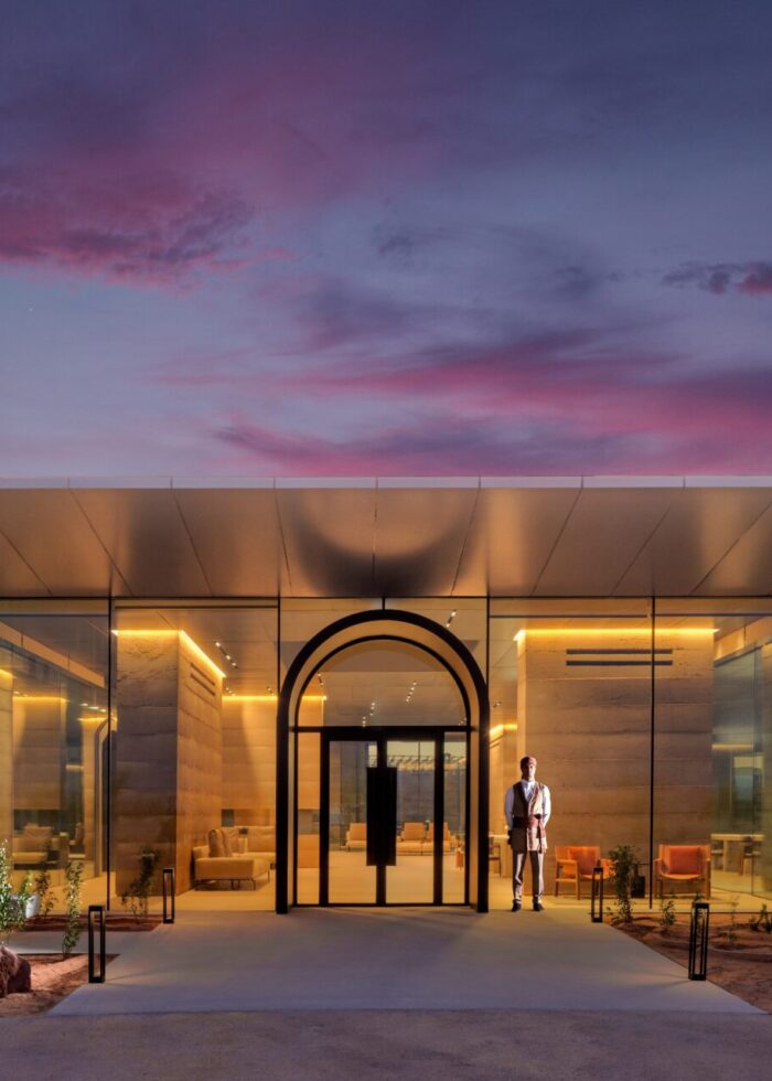 LP EXTERIOR